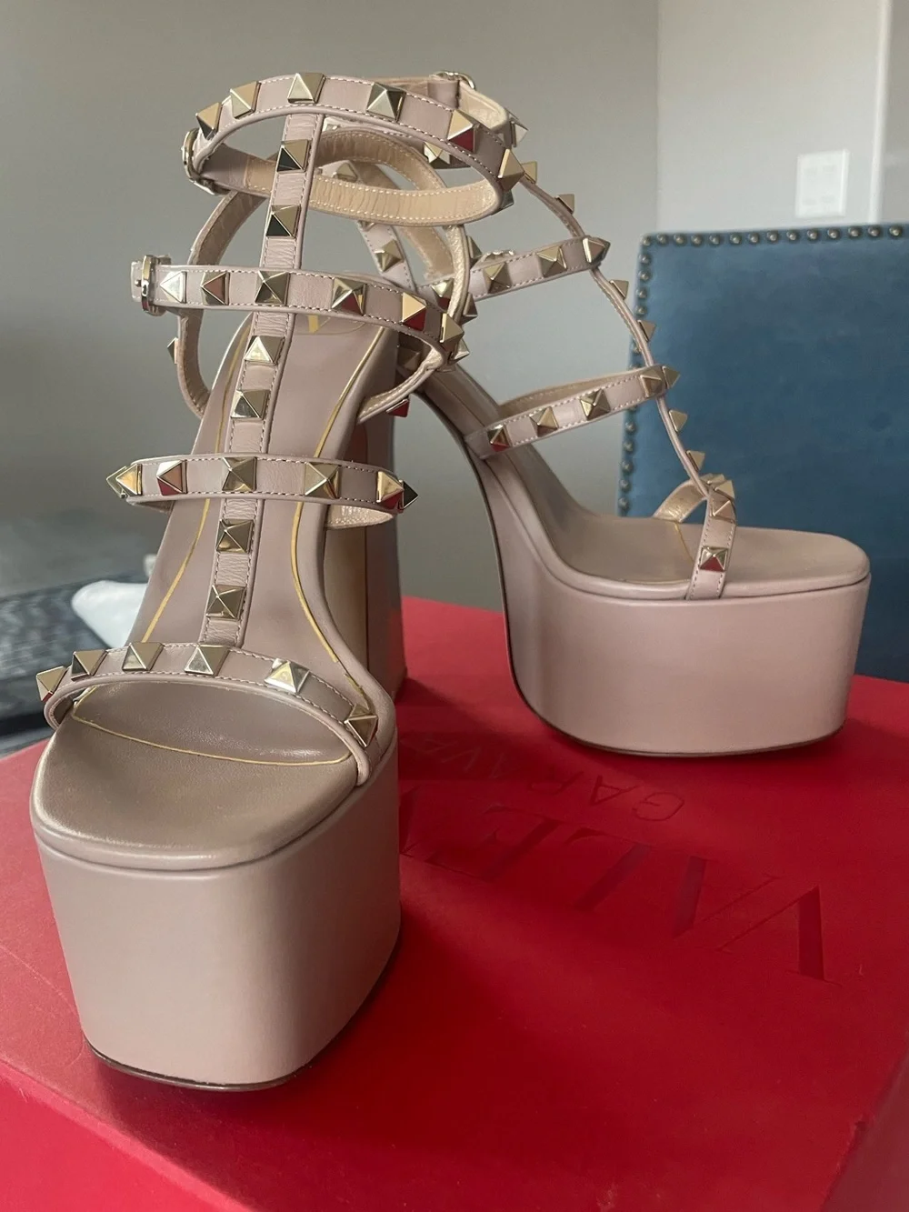 Valentino Garavani Nude Pink Pyramid-Stud Platform Sandals